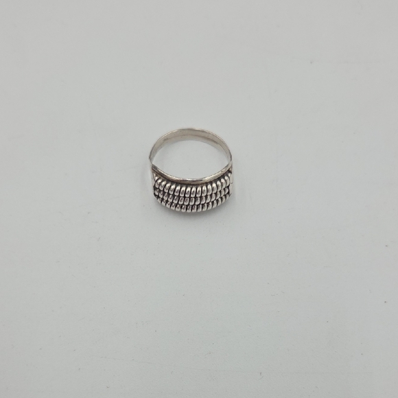 Jewelry - Sterling Silver Band Ring